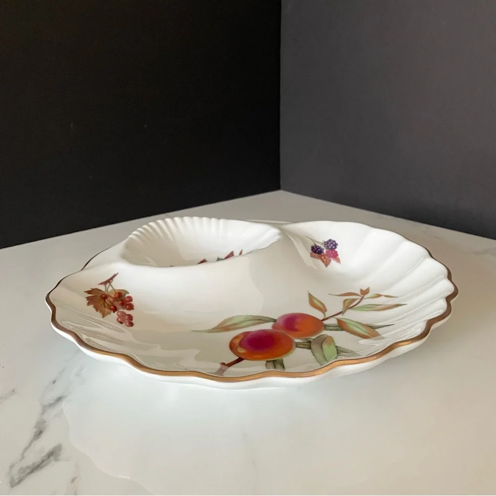 Shell Crudité Serving Platter Dish - Evesham by Royal Worcester
